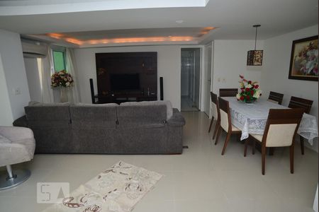 Sala de apartamento à venda com 2 quartos, 120m² em Humaitá, Rio de Janeiro
