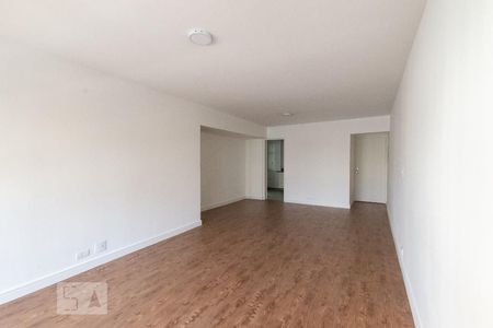 Sala de apartamento para alugar com 3 quartos, 110m² em Vila Nova Conceição, São Paulo