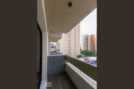 Varanda de apartamento para alugar com 3 quartos, 110m² em Vila Nova Conceição, São Paulo