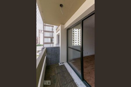 Varanda de apartamento para alugar com 3 quartos, 110m² em Vila Nova Conceição, São Paulo