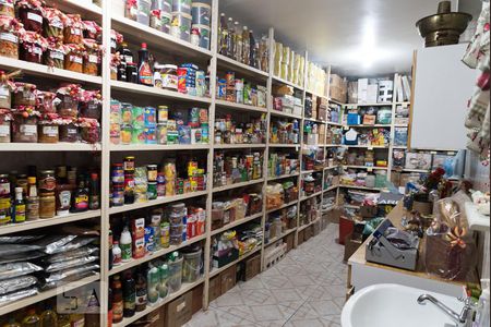 Casa à venda com 520m², 4 quartos e 4 vagasDespensa