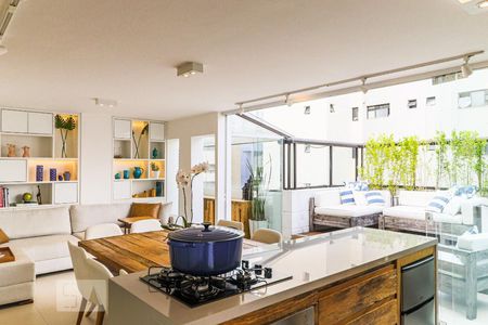 Apartamento para alugar com 155m², 2 quartos e 3 vagas Apartamento para alugar com 155m², 2 quartos e 3 vagasCozinha Cobertura