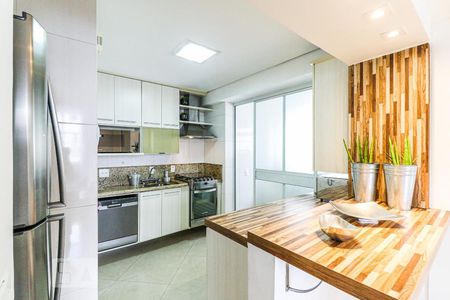 Apartamento para alugar com 155m², 2 quartos e 3 vagas Apartamento para alugar com 155m², 2 quartos e 3 vagasCozinha