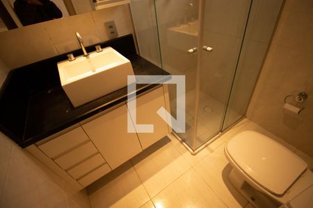 Apartamento à venda com 83m², 2 quartos e 2 vagas Apartamento à venda com 83m², 2 quartos e 2 vagasBanheiro da Suíte