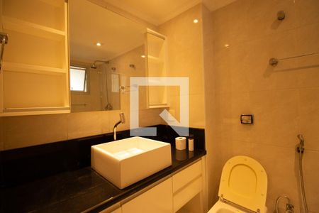 Apartamento à venda com 83m², 2 quartos e 2 vagas Apartamento à venda com 83m², 2 quartos e 2 vagasBanheiro