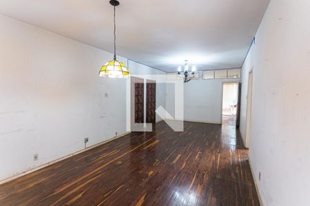 Sala 1 de casa à venda com 3 quartos, 281m² em Sagrada Família, Belo Horizonte