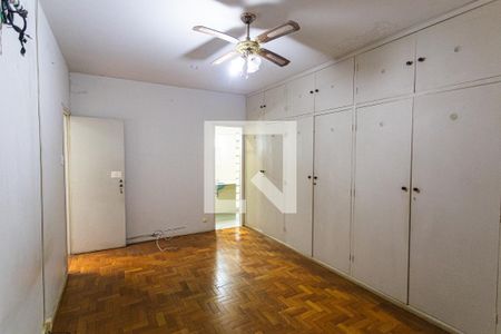 Casa à venda com 281m², 3 quartos e 4 vagasSuíte