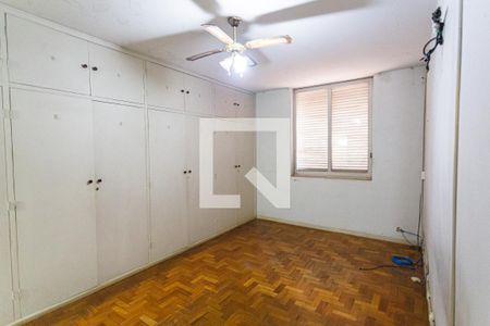 Casa à venda com 281m², 3 quartos e 4 vagasSuíte