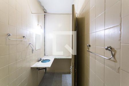 Casa à venda com 281m², 3 quartos e 4 vagasBanheiro da Suíte