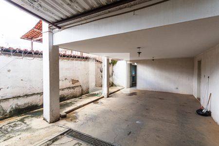 Casa à venda com 281m², 3 quartos e 4 vagasGaragem