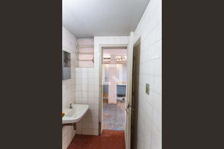 Casa à venda com 281m², 3 quartos e 4 vagasBanheiro de Serviço