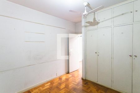 Casa à venda com 281m², 3 quartos e 4 vagasQuarto 2