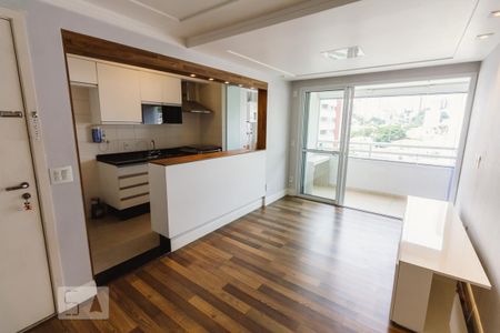 Sala de apartamento para alugar com 2 quartos, 68m² em Vila Anglo Brasileira, São Paulo