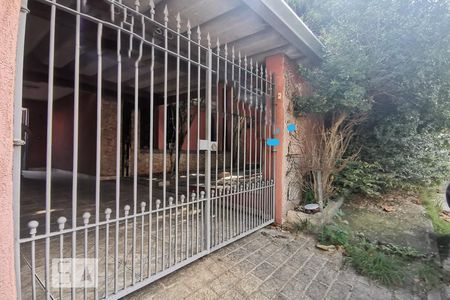 Casa à venda com 240m², 2 quartos e 2 vagasFachada