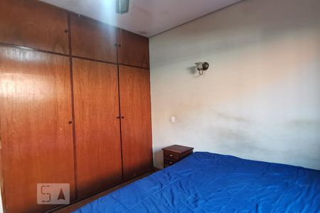 Casa à venda com 240m², 2 quartos e 2 vagasQuarto-2
