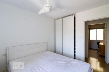 Quarto de apartamento para alugar com 2 quartos, 76m² em Cerqueira César, São Paulo