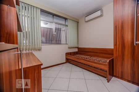 Quarto 1 de apartamento para alugar com 3 quartos, 60m² em Icaraí, Niterói