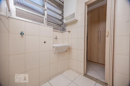 Apartamento à venda com 60m², 3 quartos e 1 vaga Apartamento à venda com 60m², 3 quartos e 1 vagaÁrea de Serviço