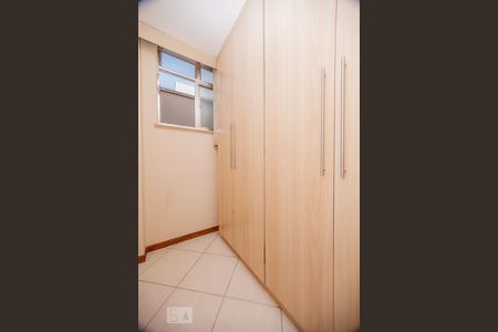 Apartamento à venda com 60m², 3 quartos e 1 vaga Apartamento à venda com 60m², 3 quartos e 1 vagaQuarto de Serviço