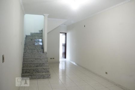 Sala de casa à venda com 3 quartos, 150m² em Vila Basileia, São Paulo