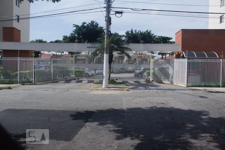 Vista de casa à venda com 3 quartos, 150m² em Vila Basileia, São Paulo