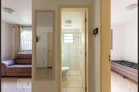 Corredor de apartamento para alugar com 2 quartos, 45m² em Jardim Boa Esperança, Campinas