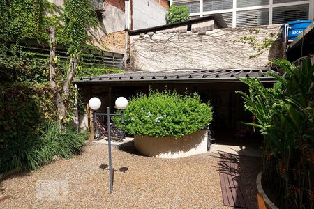 Apartamento para alugar com 65m², 2 quartos e 1 vaga Apartamento para alugar com 65m², 2 quartos e 1 vagaBiciletário