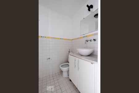 Apartamento para alugar com 65m², 2 quartos e 1 vaga Apartamento para alugar com 65m², 2 quartos e 1 vagaBanheiro Social