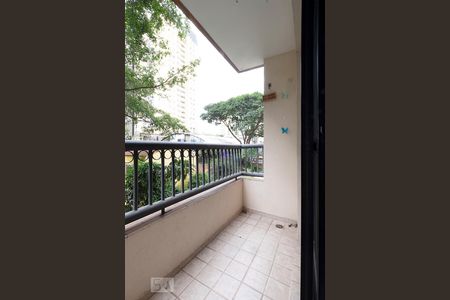 Apartamento para alugar com 65m², 2 quartos e 1 vaga Apartamento para alugar com 65m², 2 quartos e 1 vagaSala - Varanda