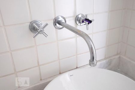 Apartamento para alugar com 65m², 2 quartos e 1 vaga Apartamento para alugar com 65m², 2 quartos e 1 vagaBanheiro Social - Detalhe