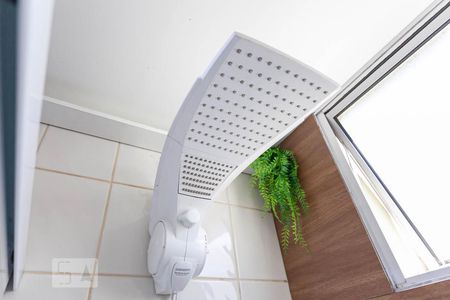 Apartamento para alugar com 90m², 3 quartos e 2 vagasBanheiro Social - Chuveiro