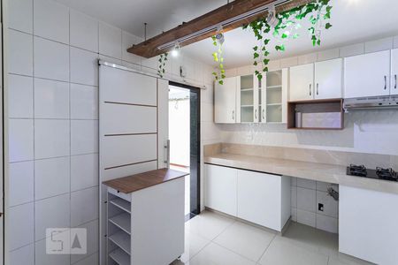 Apartamento para alugar com 90m², 3 quartos e 2 vagasCozinha