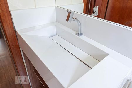 Apartamento para alugar com 90m², 3 quartos e 2 vagasBanheiro Social - Pia