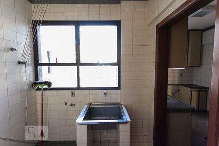 Apartamento para alugar com 115m², 3 quartos e 2 vagasÁrea de Serviço