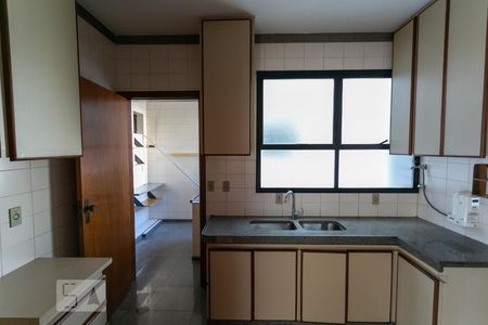 Apartamento para alugar com 115m², 3 quartos e 2 vagasCozinha
