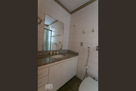 Apartamento para alugar com 115m², 3 quartos e 2 vagasBanheiro da Suíte