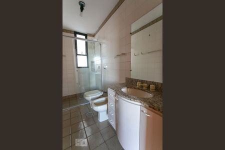 Apartamento para alugar com 115m², 3 quartos e 2 vagasBanheiro