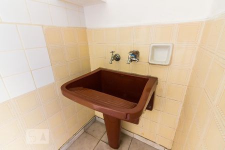 Casa à venda com 150m², 2 quartos e 1 vagaÁrea de Serviço