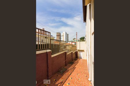 Casa à venda com 150m², 2 quartos e 1 vagaCorredor Lateral