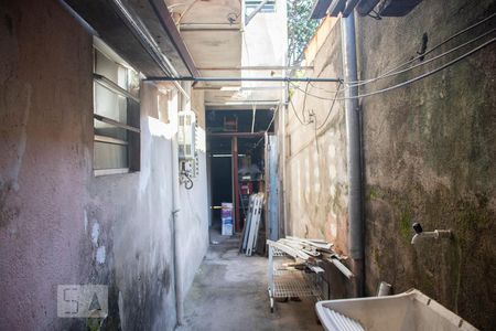 Casa para alugar com 27m², 1 quarto e sem vaga Casa para alugar com 27m², 1 quarto e sem vagaÁrea externa