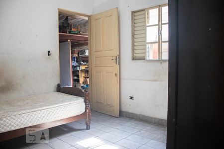 Quarto de casa para alugar com 1 quarto, 27m² em Vila Fachini, São Paulo