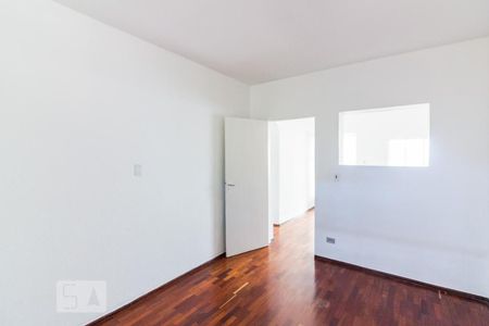 Quarto 1 de casa para alugar com 2 quartos, 65m² em Vila Paulicéia, São Paulo