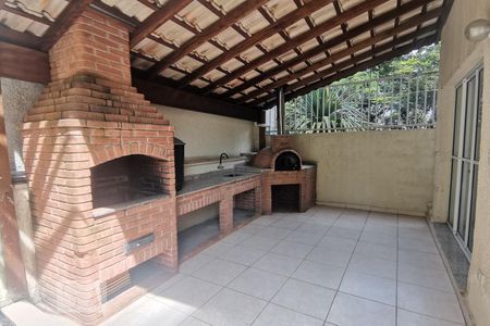 Apartamento para alugar com 55m², 2 quartos e 2 vagas Apartamento para alugar com 55m², 2 quartos e 2 vagasÁrea comum - Churrasqueira