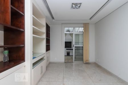 Apartamento para alugar com 2 quartos, 124m² em Coração Eucarístico, Belo Horizonte