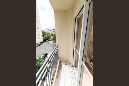 Varanda de apartamento à venda com 2 quartos, 48m² em Vila Firminiano Pinto, São Paulo