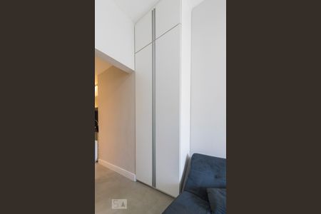 Detalhe sala de kitnet/studio para alugar com 1 quarto, 38m² em Botafogo, Rio de Janeiro