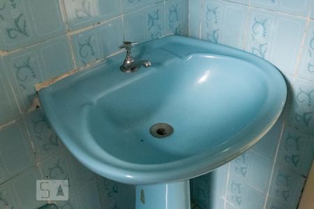 Banheiro - Torneira de apartamento para alugar com 1 quarto, 42m² em Santana, Porto Alegre