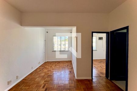Sala de apartamento para alugar com 1 quarto, 42m² em Centro, Rio de Janeiro