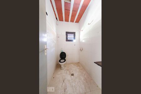 Casa à venda com 150m², 4 quartos e 2 vagasBanheiro
