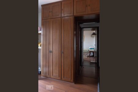 Casa para alugar com 380m², 5 quartos e 4 vagasQuarto 2